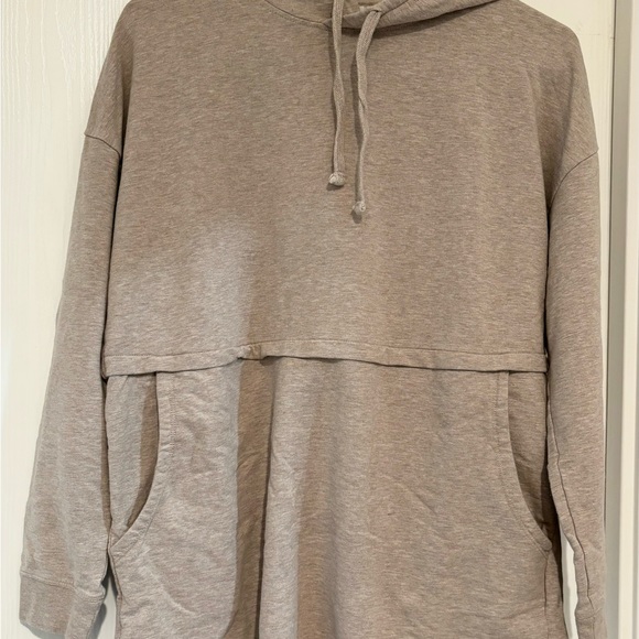 Barefoot Dreams ‘Malibu Collection’ Luxe Pullover Hoodie and Joggers - Picture 7 of 10